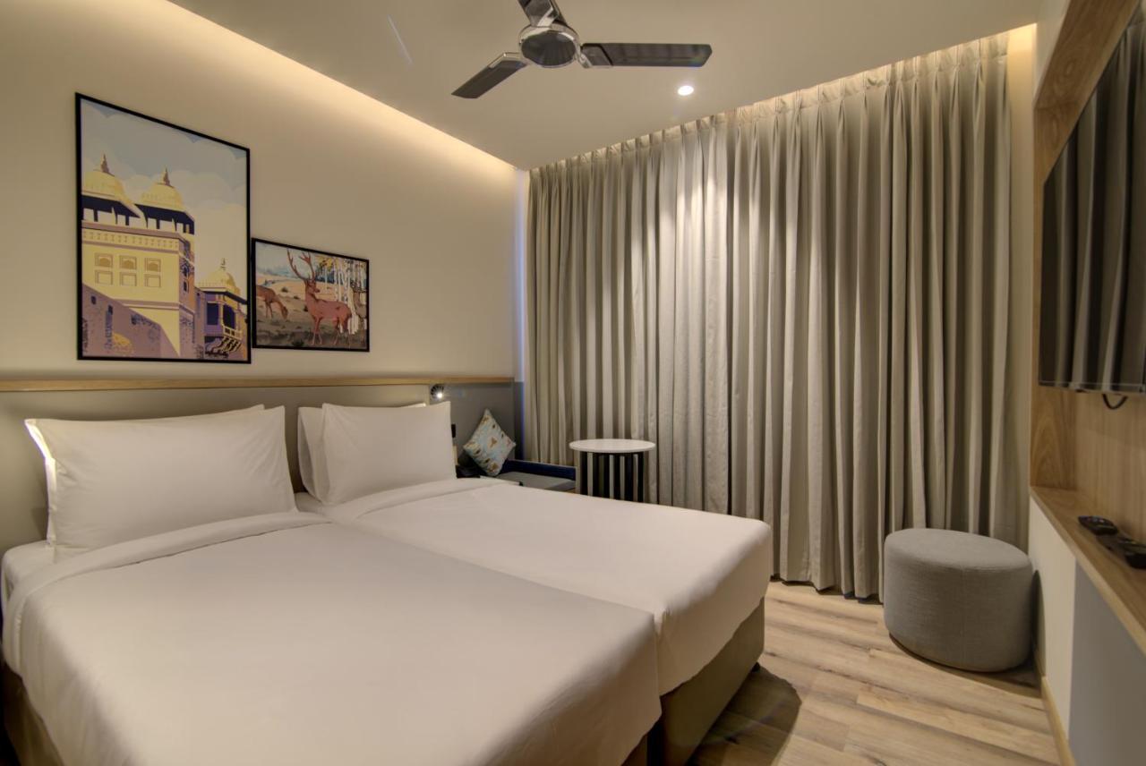 7 Apple Hotel Pratap Nagar, Jaipur Buitenkant foto