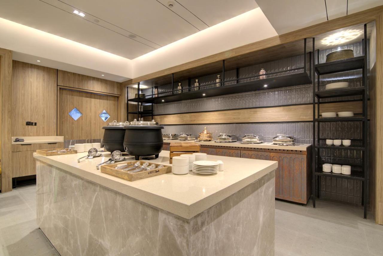 7 Apple Hotel Pratap Nagar, Jaipur Buitenkant foto