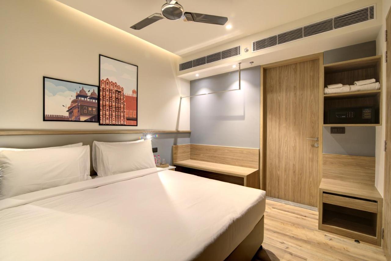 7 Apple Hotel Pratap Nagar, Jaipur Buitenkant foto