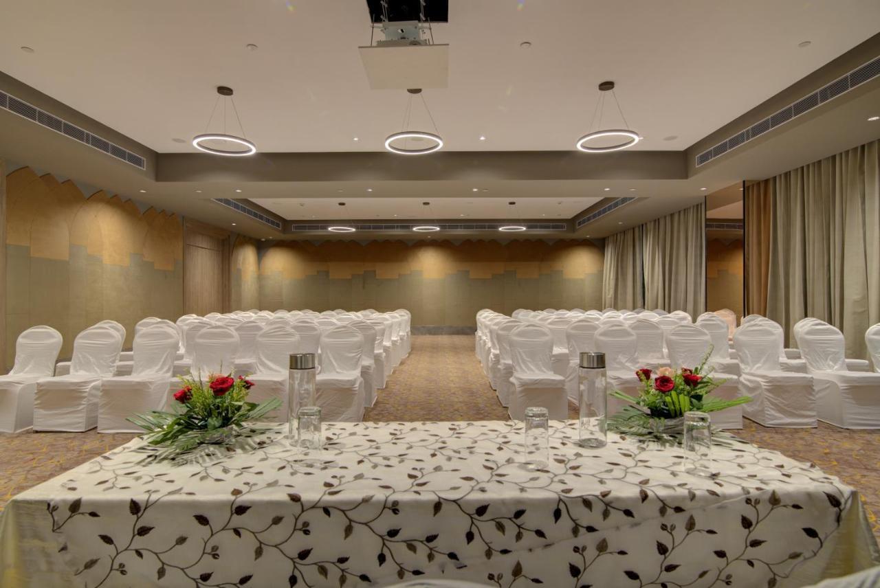 7 Apple Hotel Pratap Nagar, Jaipur Buitenkant foto